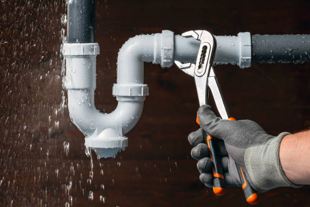 Professional Burst Pipe Repair technician working in Breezy Point, MN
